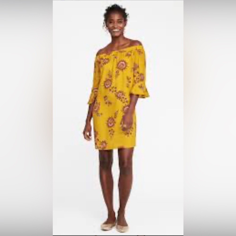 NWT Old Navy yellow mustard floral off shoulder shift dress size M